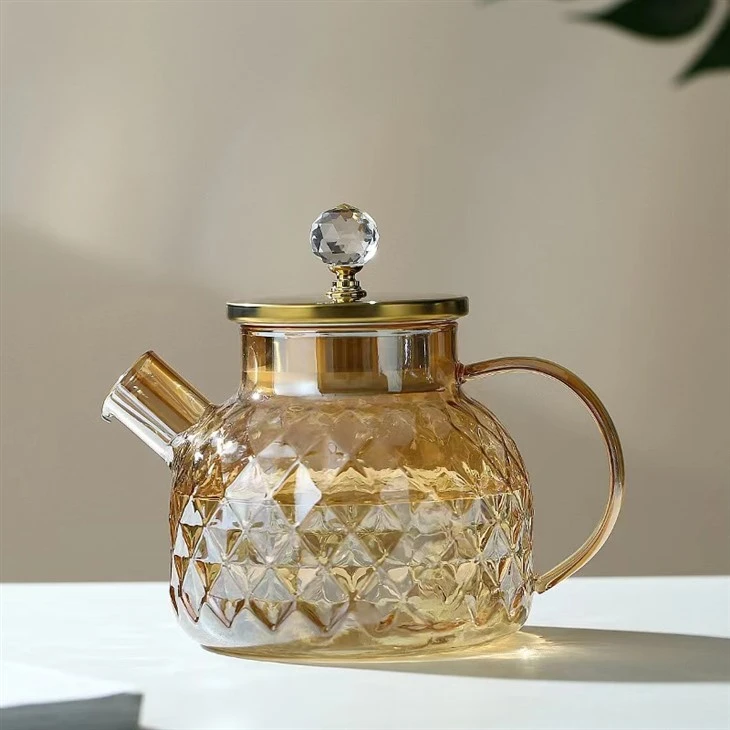 Glass Pitcher With Electroplated Surface