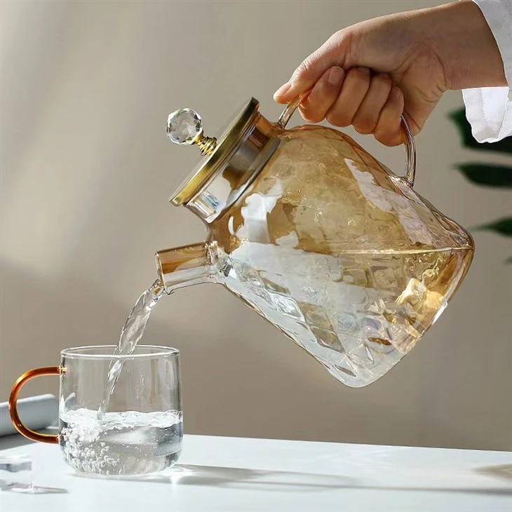 Glass Pitcher With Electroplated Surface